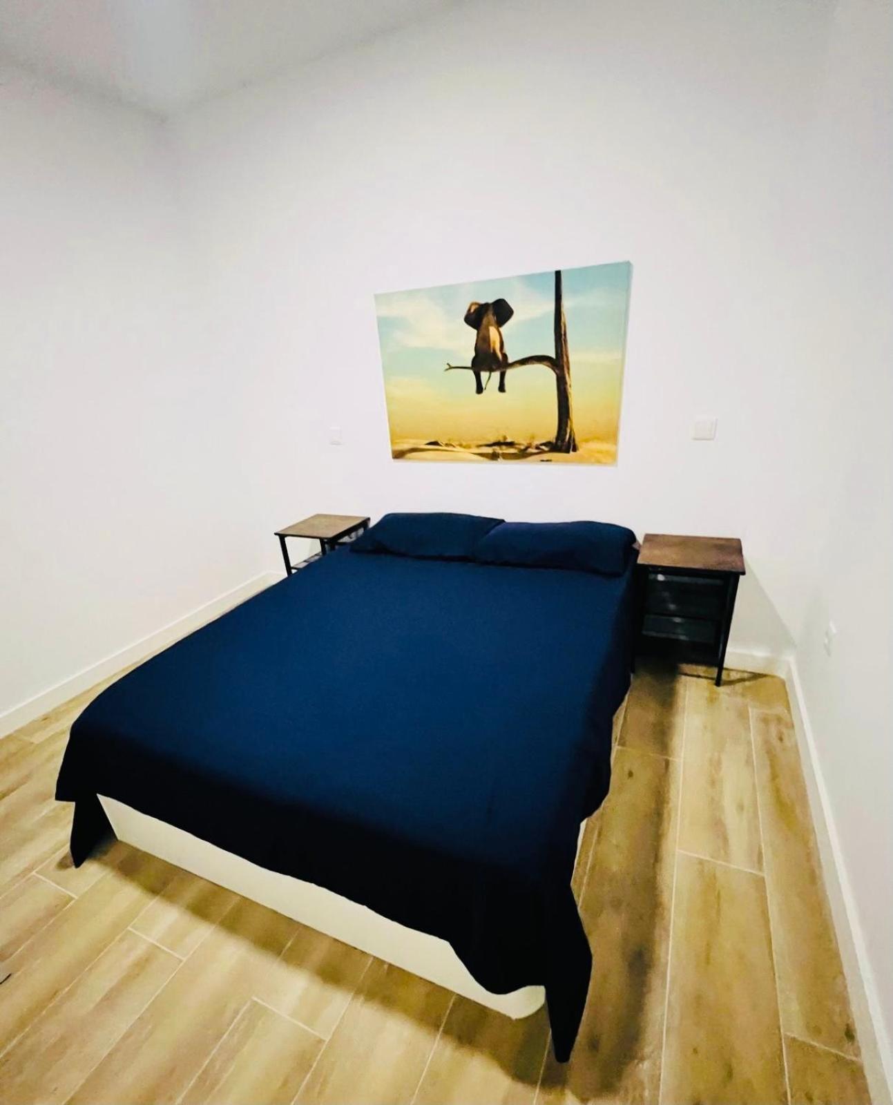 Apartamento 4 Elephant Wifi Y Netflix Алкобендас Екстериор снимка