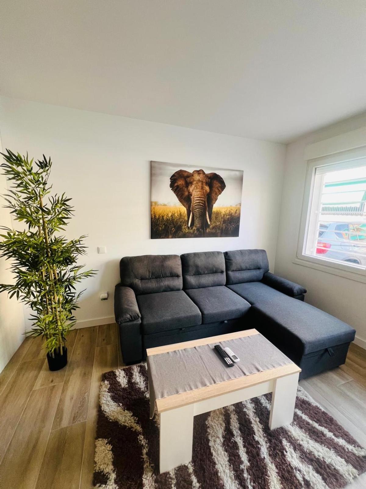 Apartamento 4 Elephant Wifi Y Netflix Алкобендас Екстериор снимка